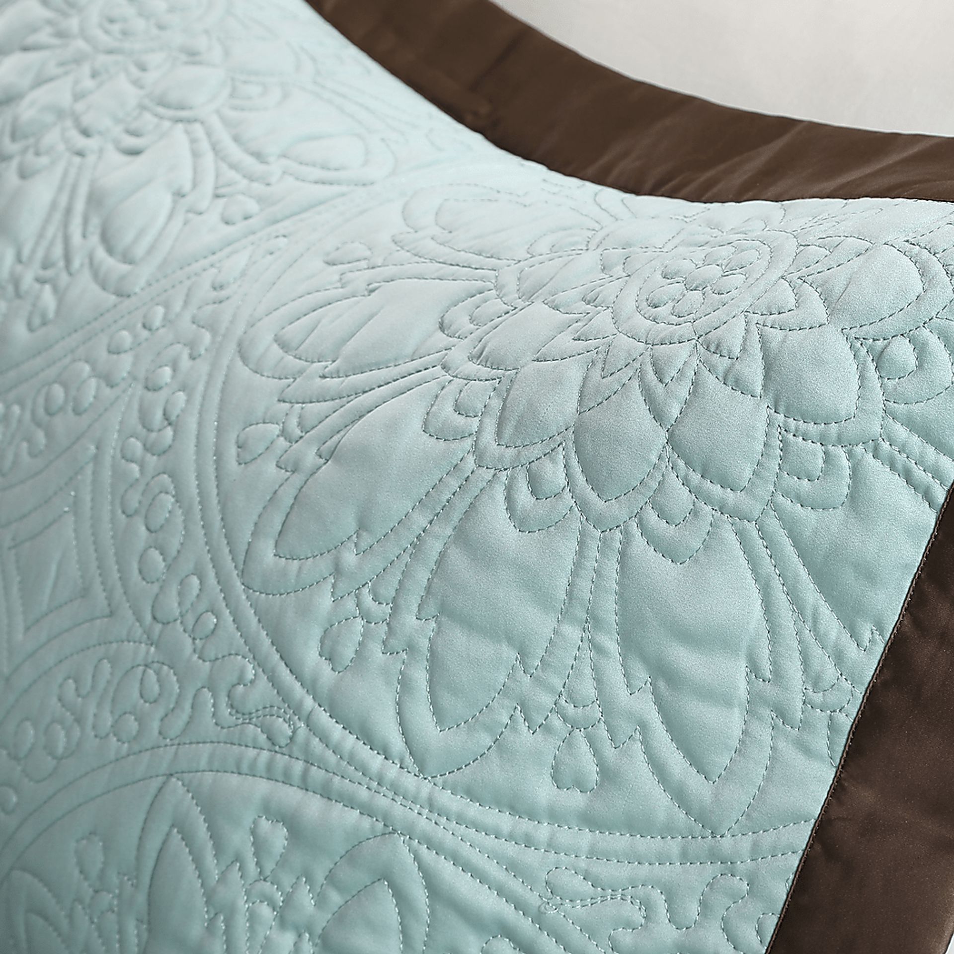 Bellecastle Blue 9 Pc King Comforter Set - Image 8