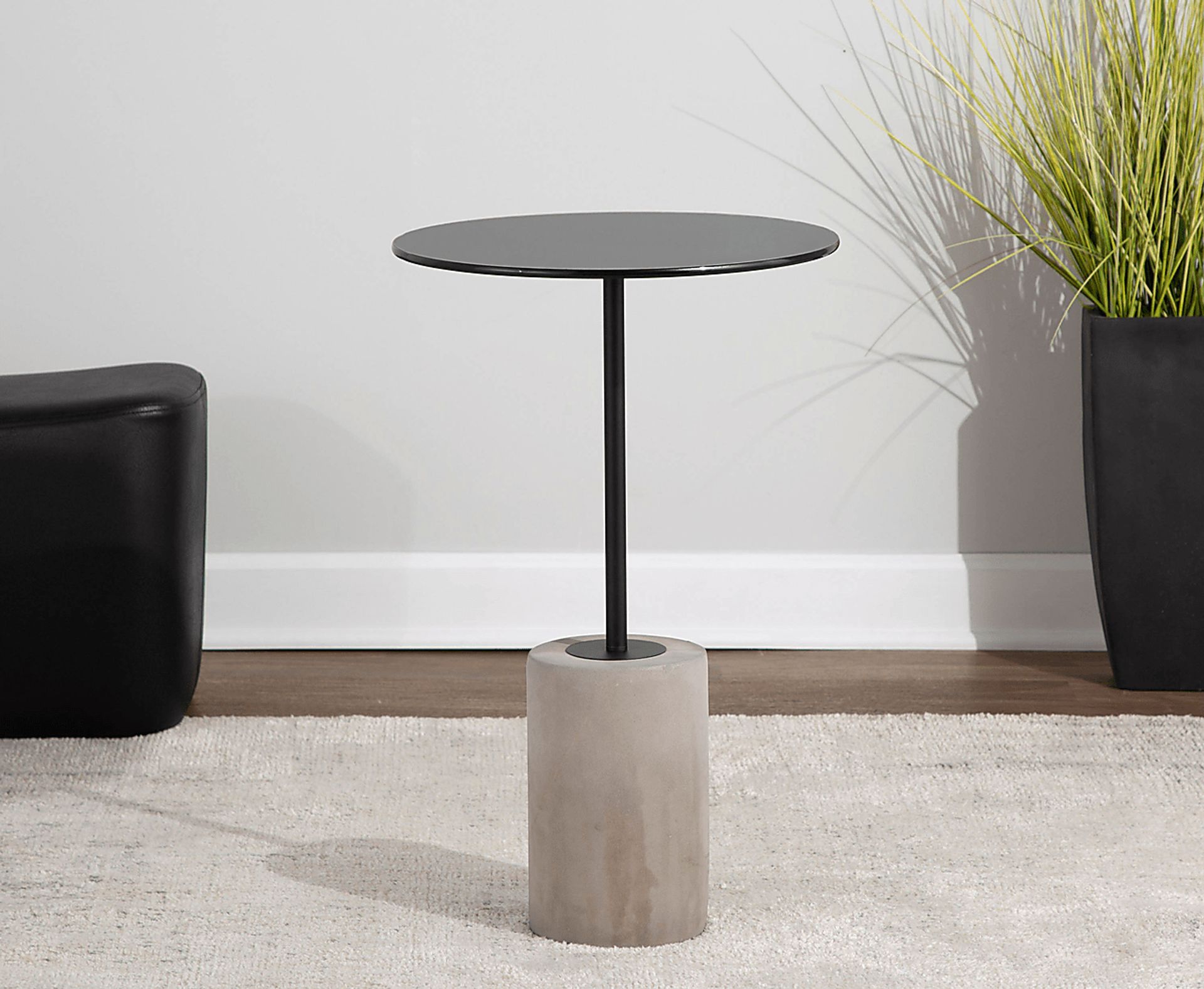Bellglen Gray Accent Table - Image 4