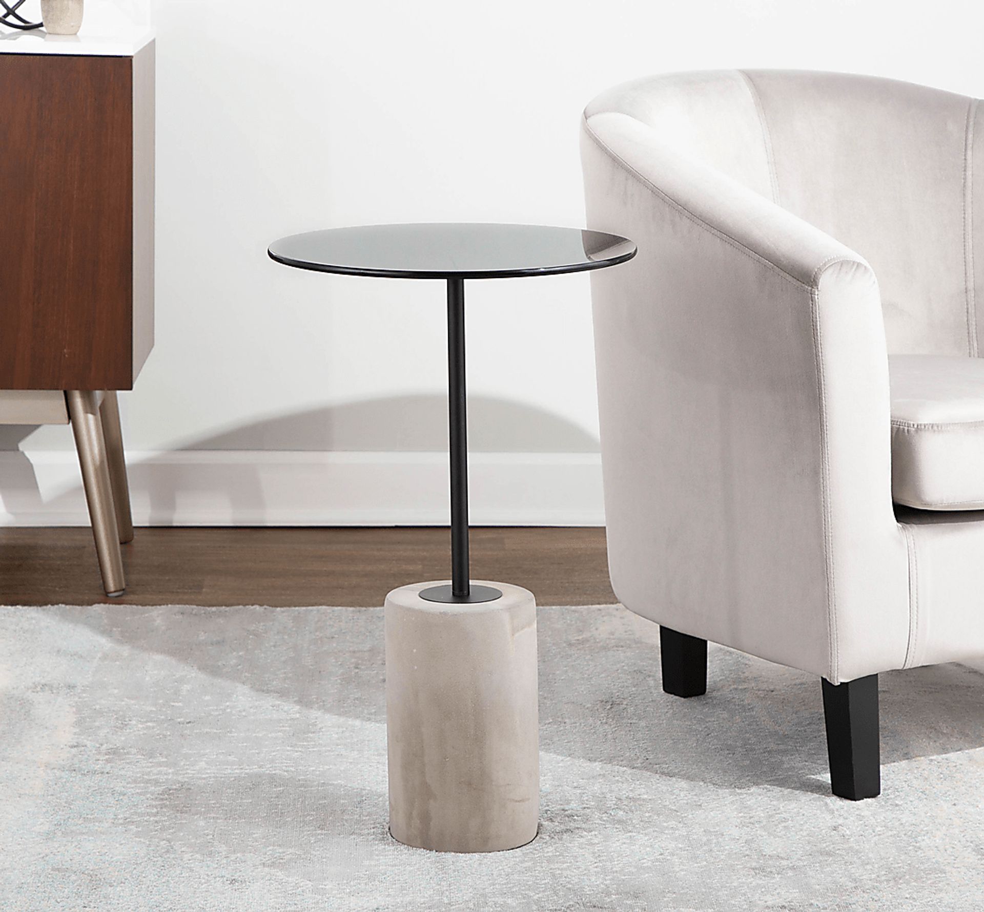 Bellglen Gray Accent Table - Image 5