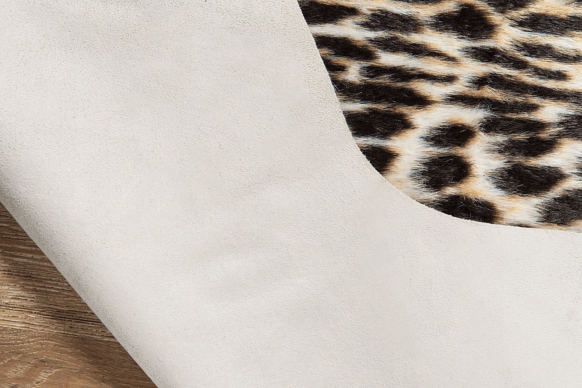 Bellon Black 5'3 x 7'10 Rug - Image 6