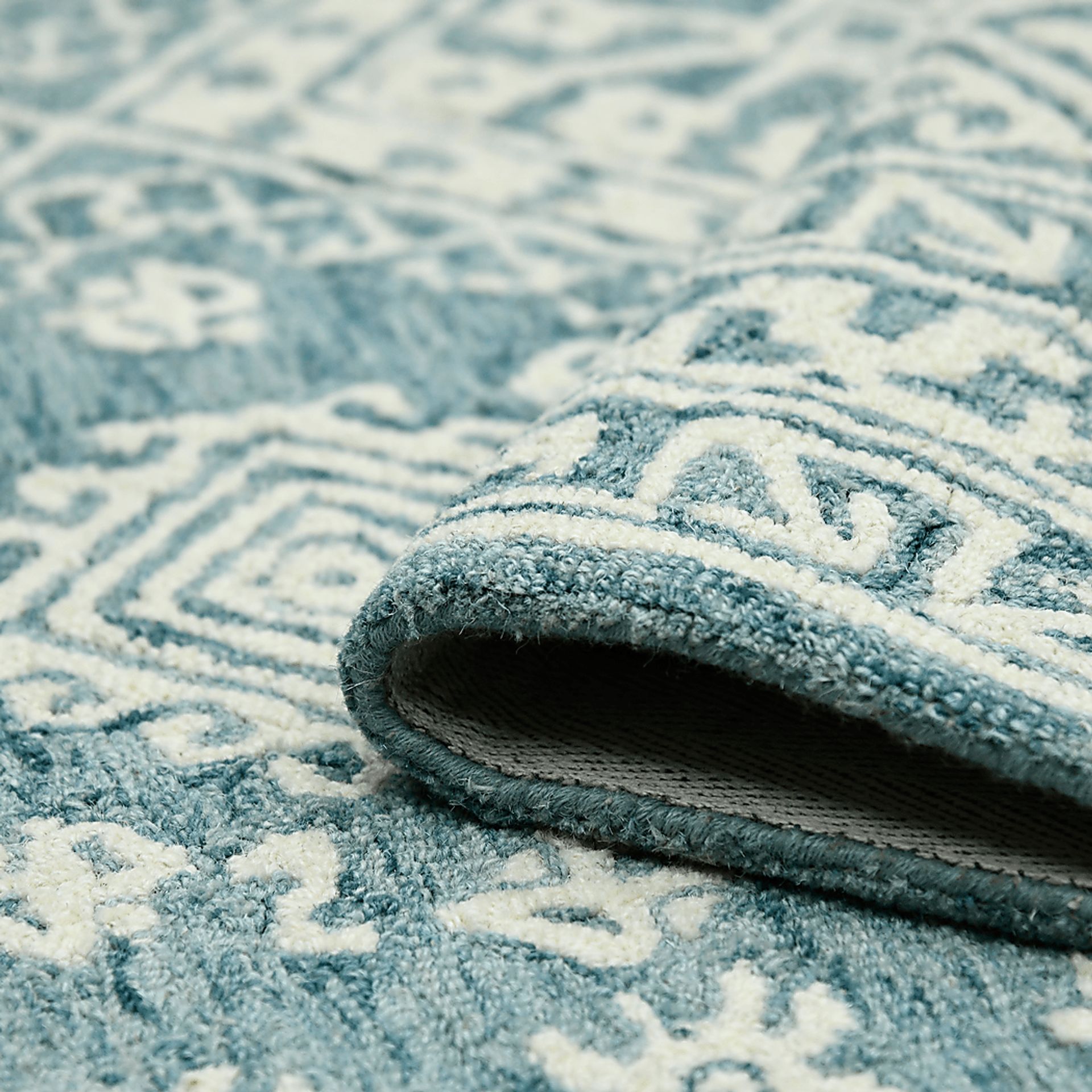 Bellton Blue 5' x 7'6 Rug - Image 6