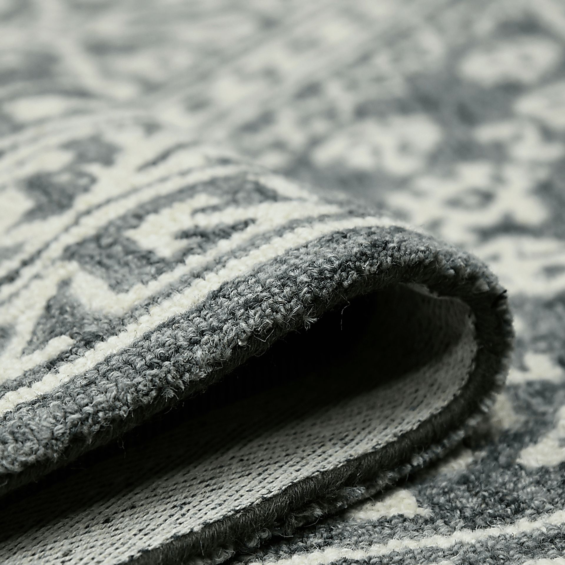 Bellton Gray 5' x 7'6 Rug - Image 3