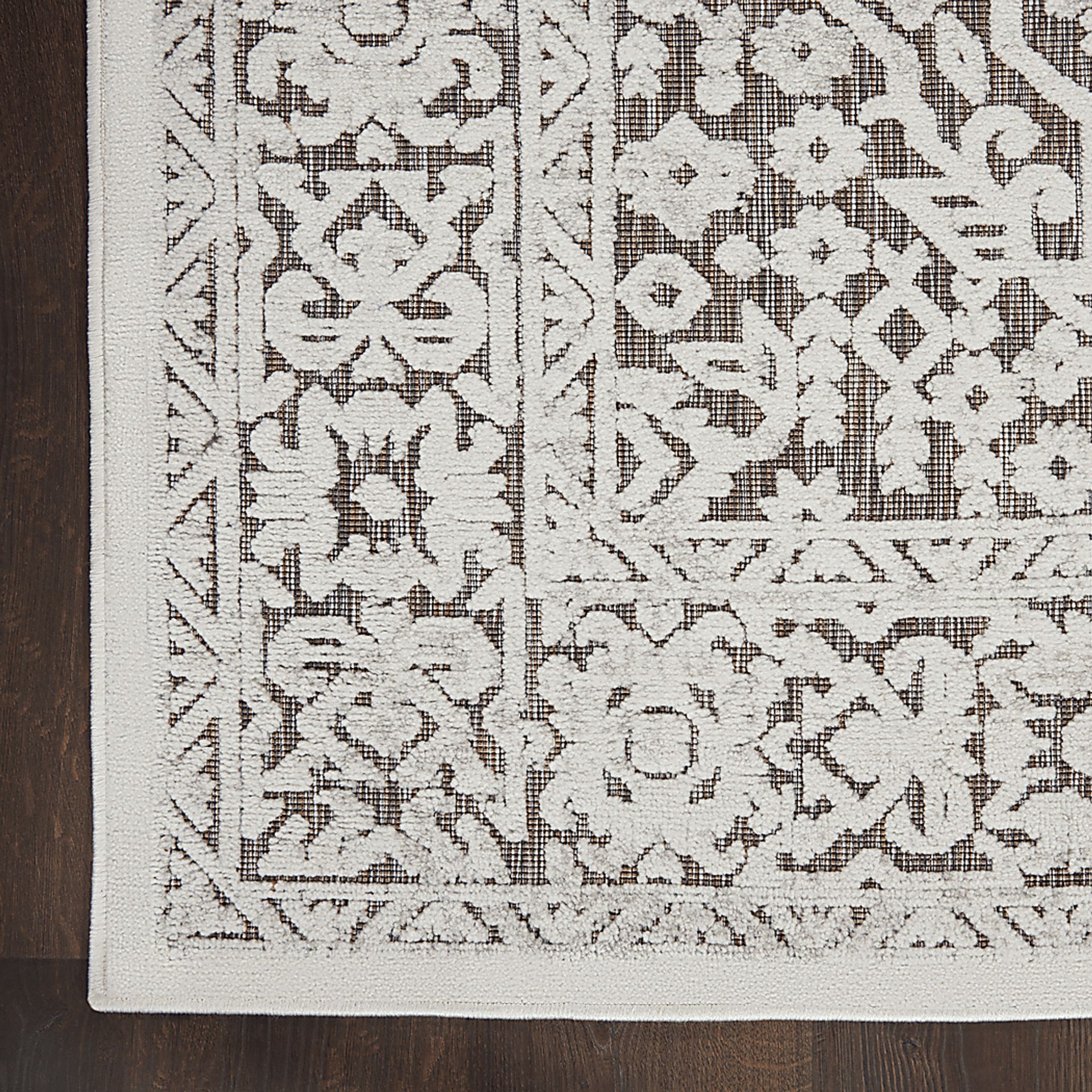 Belvie Beige 8' x 11' Indoor/Outdoor Rug - Image 4