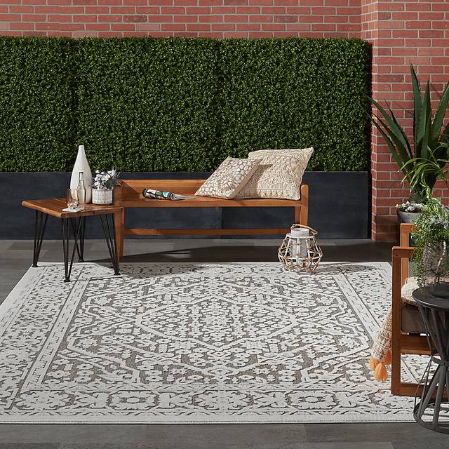 Belvie Beige 8' x 11' Indoor/Outdoor Rug - Thumbnail - Image 9