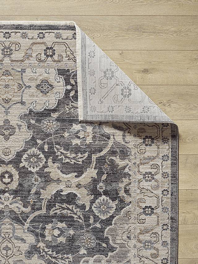 Beresrock Gray 7'10 x 9'10 Rug - Thumbnail - Image 4