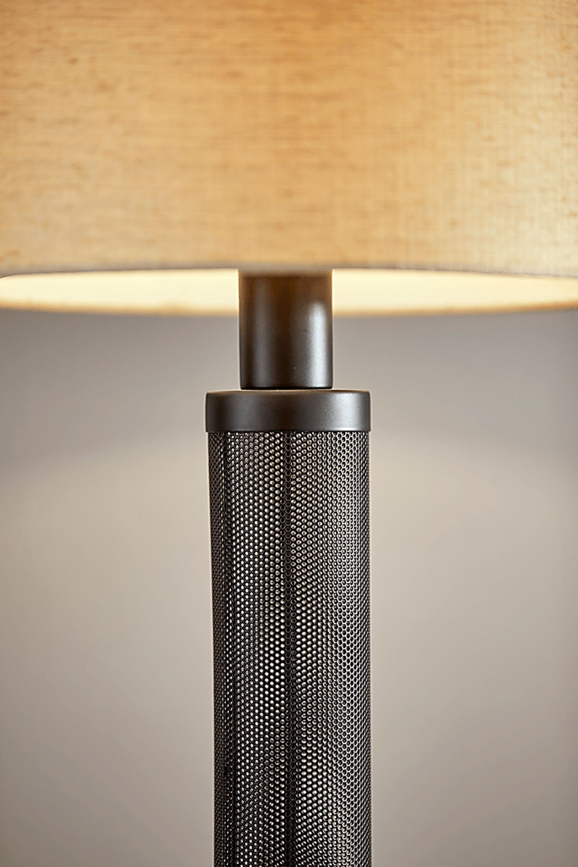Bergner Black Lamp - Image 4