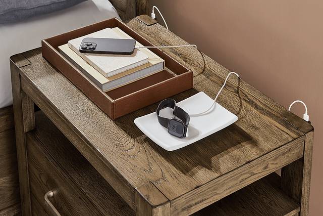 Berkview Place Brown 2 Drawer Nightstand - Thumbnail - Image 3