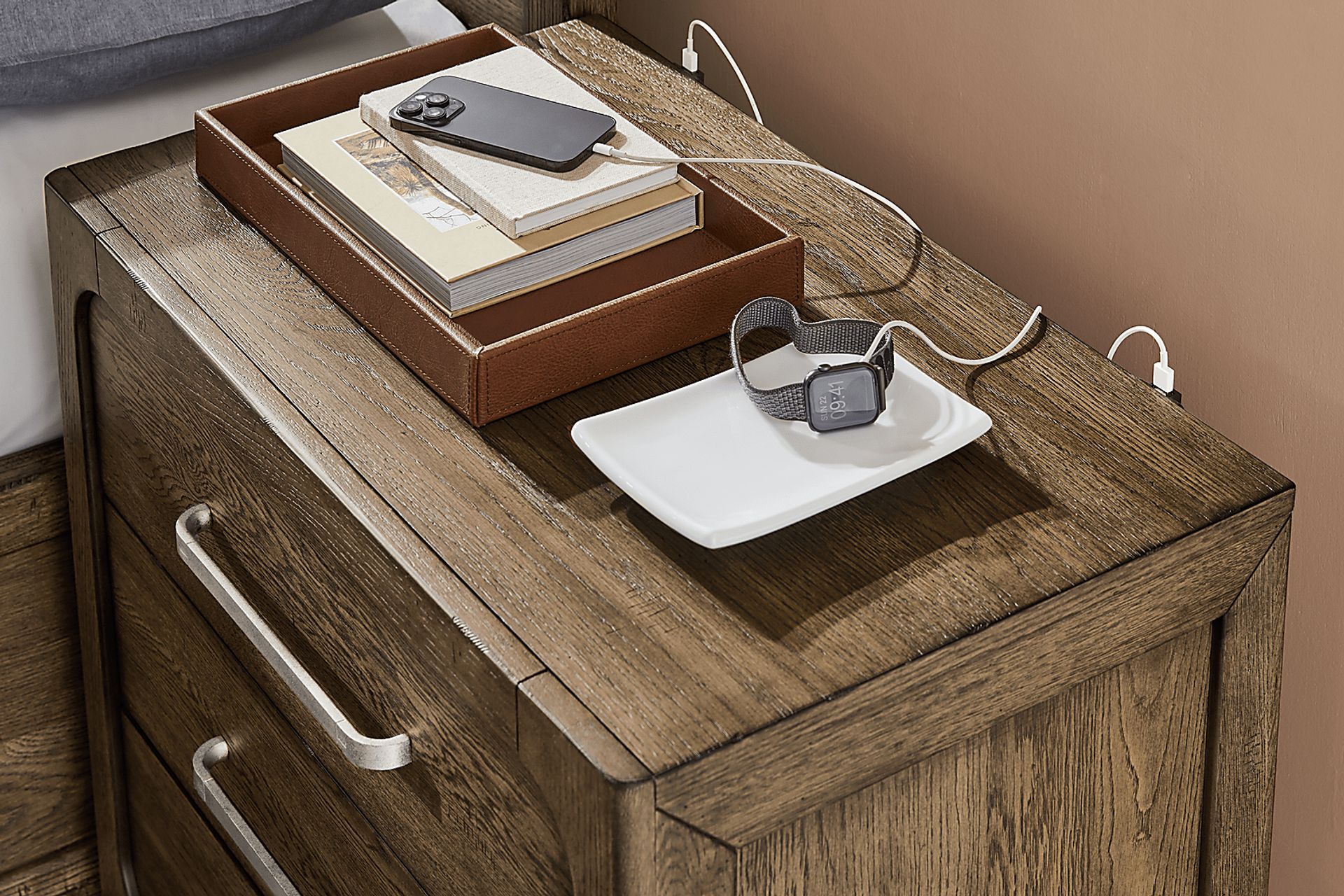 Berkview Place Brown 7 Pc King Panel Bedroom - Image 11