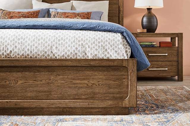 Berkview Place Brown 7 Pc King Panel Bedroom - Thumbnail - Image 4