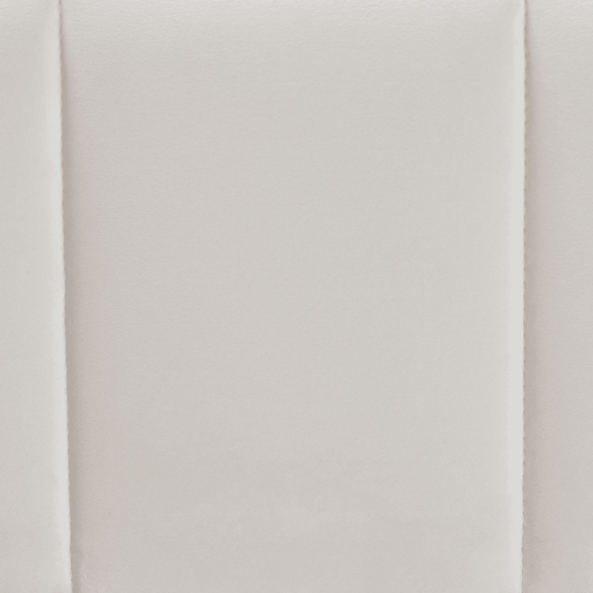Betany White Queen Bed - Image 3