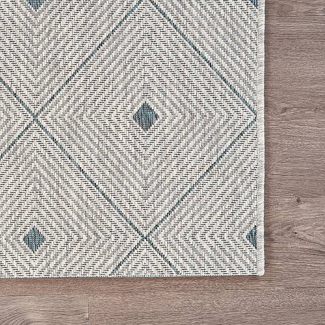 Beverpon Blue/Gray 7'9 x 9'9 Indoor/Outdoor Rug - Thumbnail - Image 5