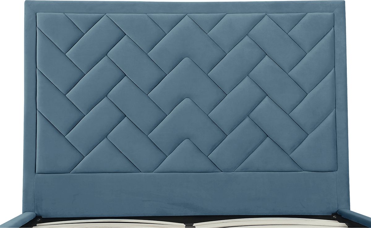 Bevra Blue Velvet Plush Queen Bed Rooms to Go