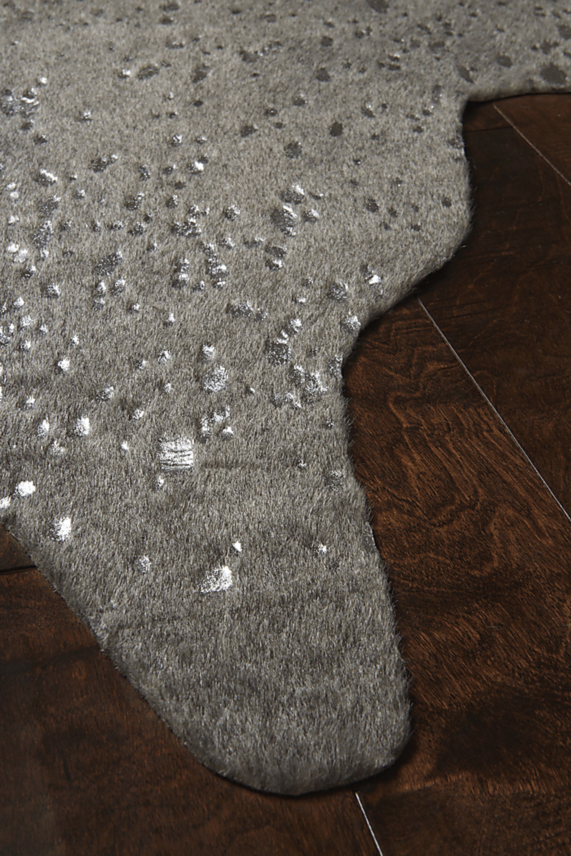 Bheka Gray 3'10 x 5' Rug - Image 5