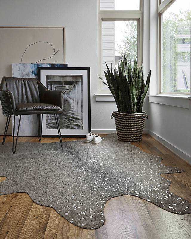 Bheka Gray 5' x 6'6 Rug - Thumbnail - Image 2