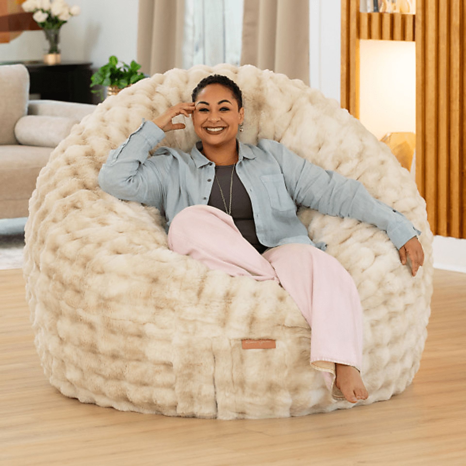Big Snuggler Cream Bean Bag Lounger - Image 4