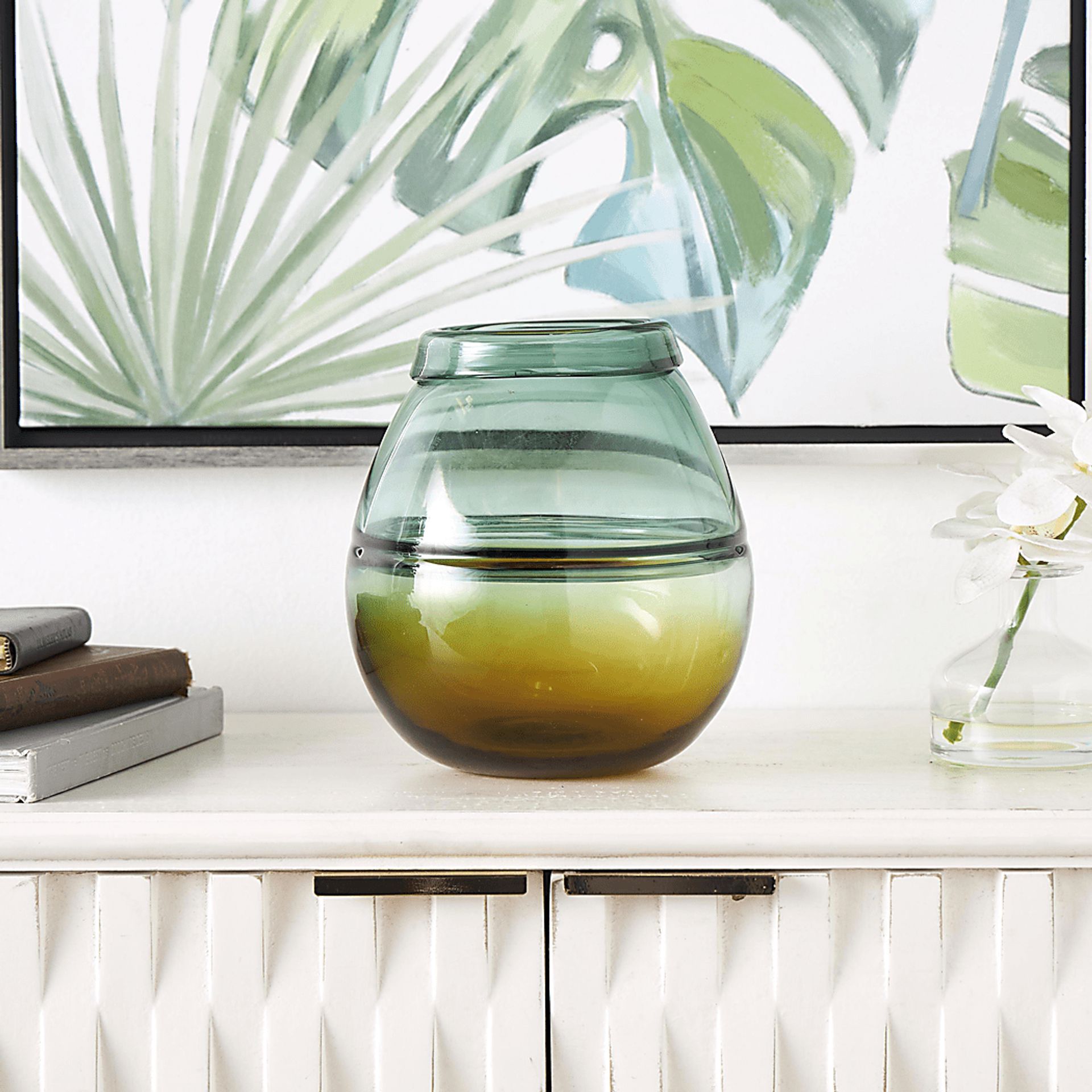 Billis I Green Vase - Image 2