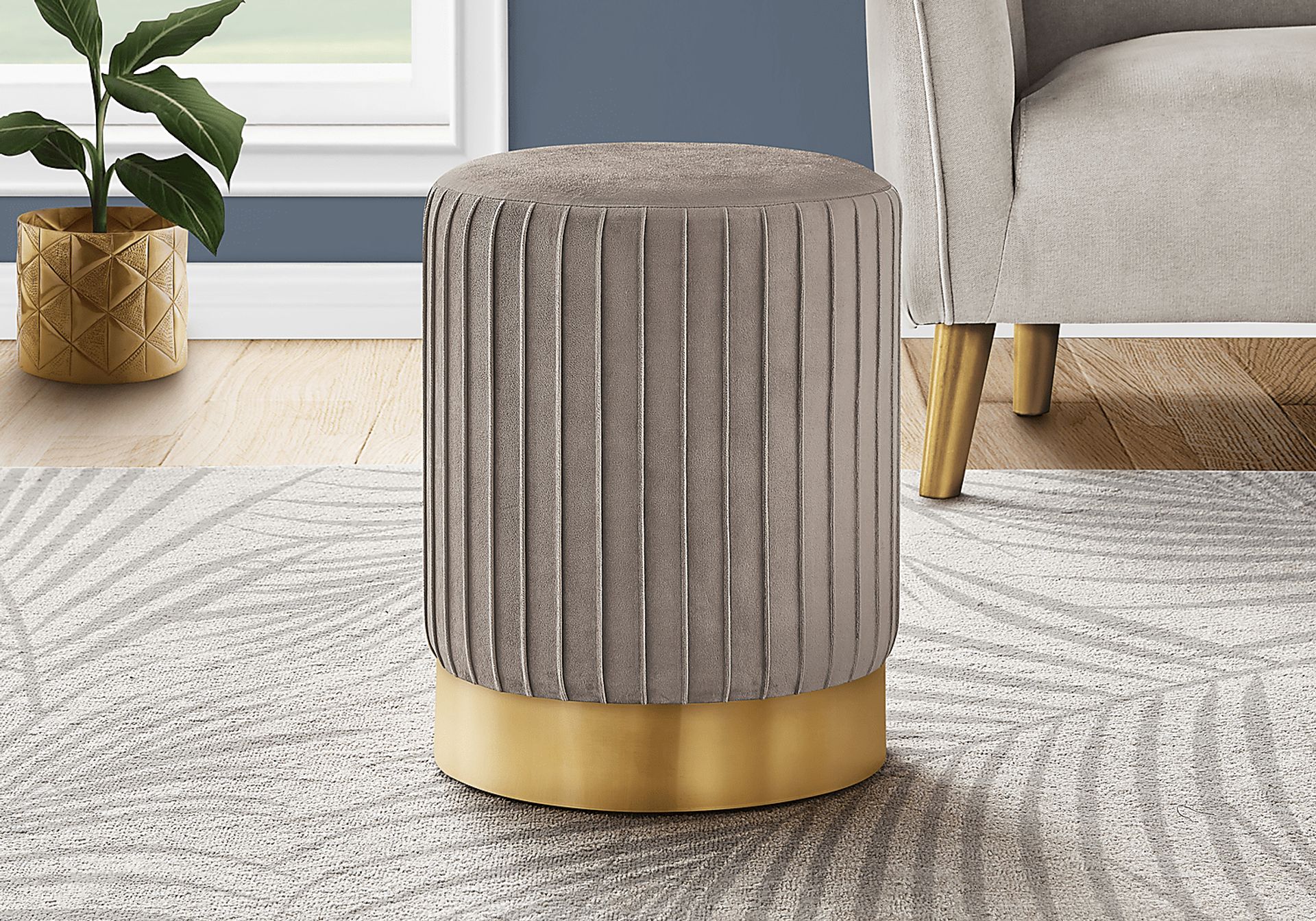 Binnicker Brown Ottoman - Image 2