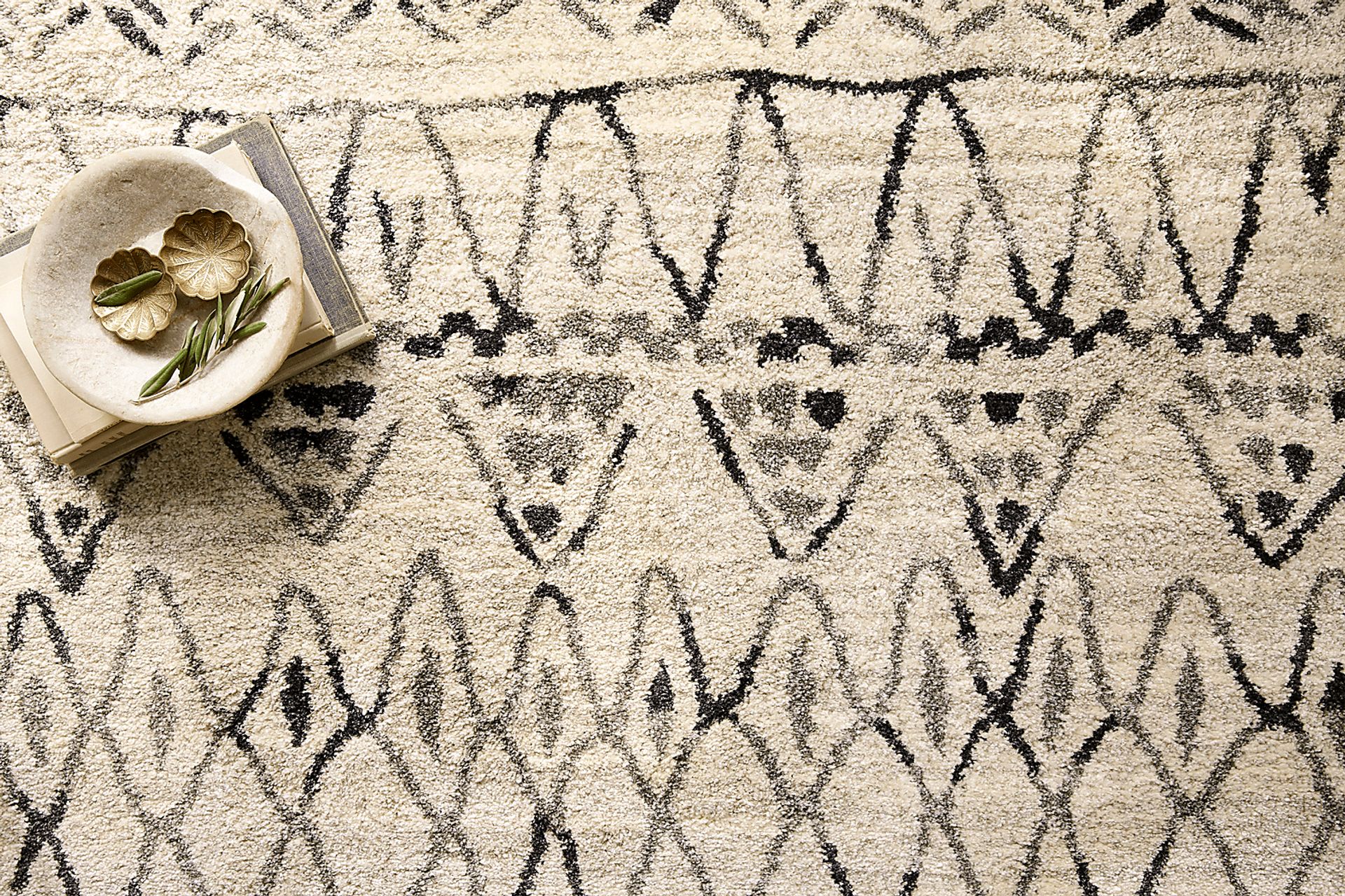 Birdie Multi 7'7 x 10'6 Rug - Image 4