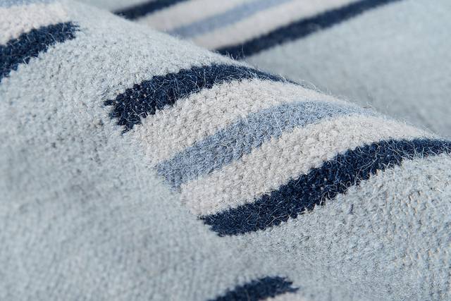 Birta Light Blue 7'6 x 9'6 Rug - Thumbnail - Image 4