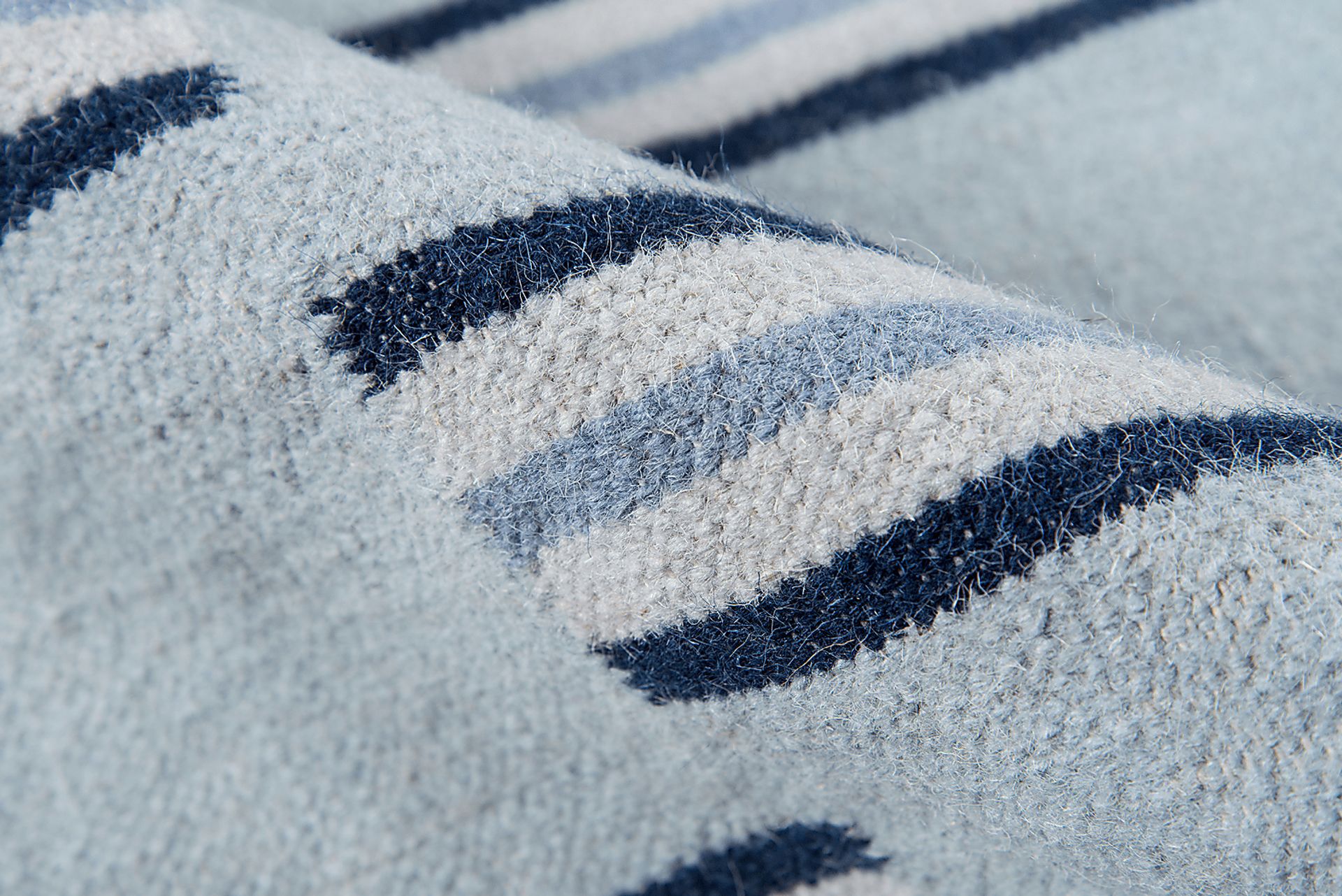 Birta Light Blue 7'6 x 9'6 Rug - Image 4