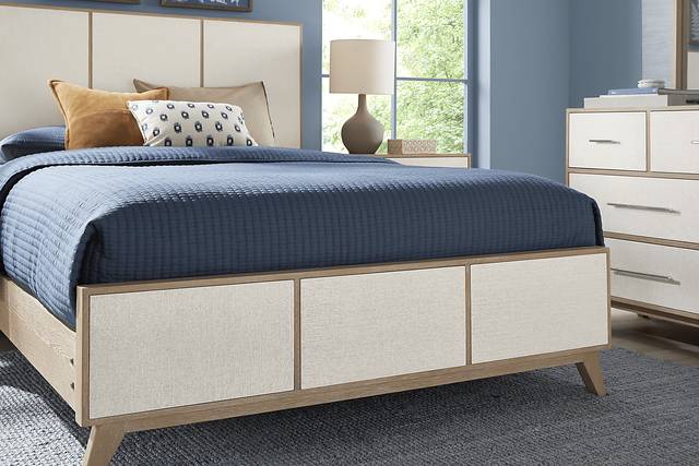 Biscayne Natural 3 Pc King Panel Bed - Thumbnail - Image 3