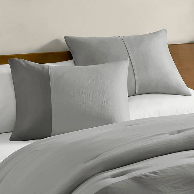 Blackthornea Gray King/California King 3 Pc Comforter Set - Thumbnail - Image 15