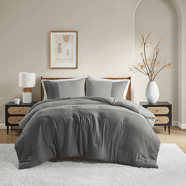 Blackthornea Gray King/California King 3 Pc Comforter Set - Thumbnail - Image 1
