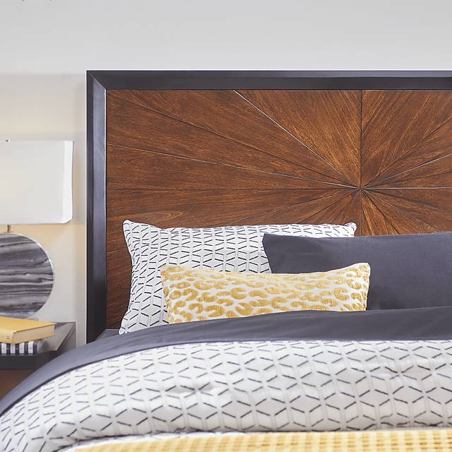 Blair Hills Pecan 7 Pc Queen Panel Bedroom - Thumbnail - Image 3