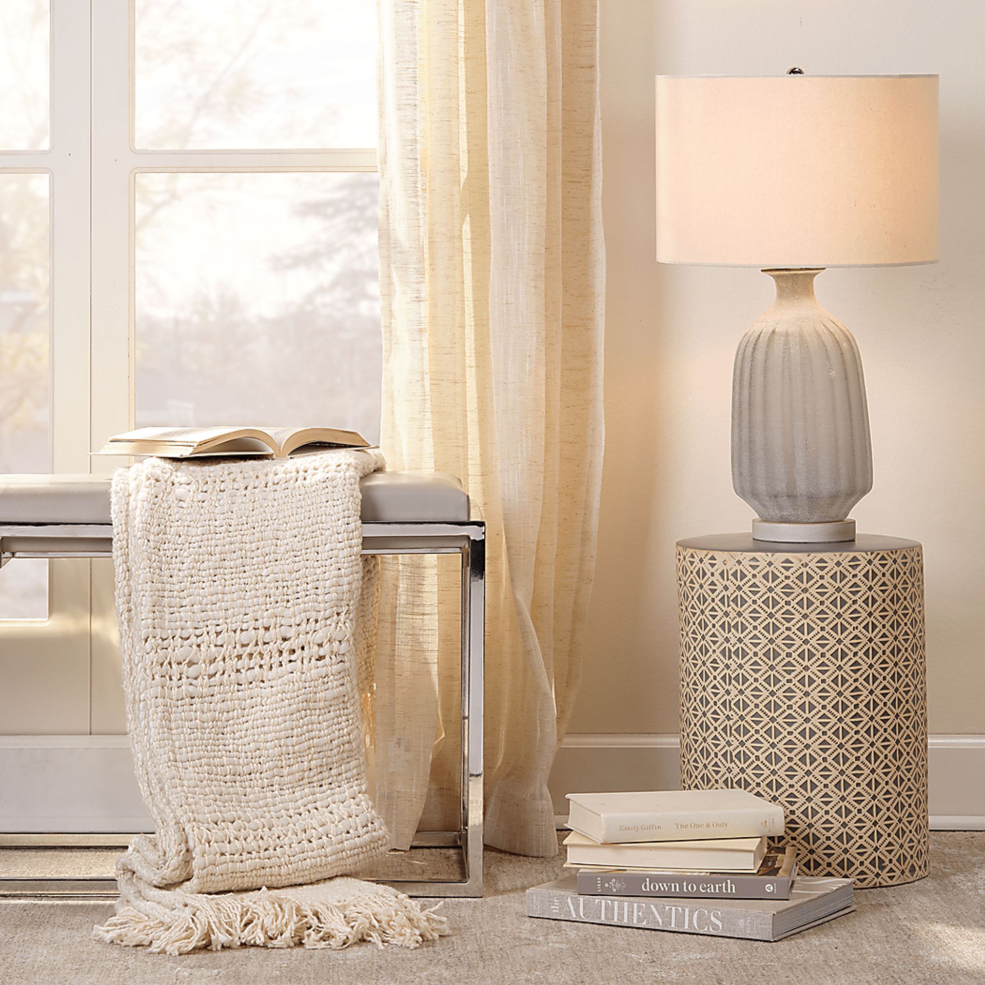 Blasi Gray Lamp - Image 3