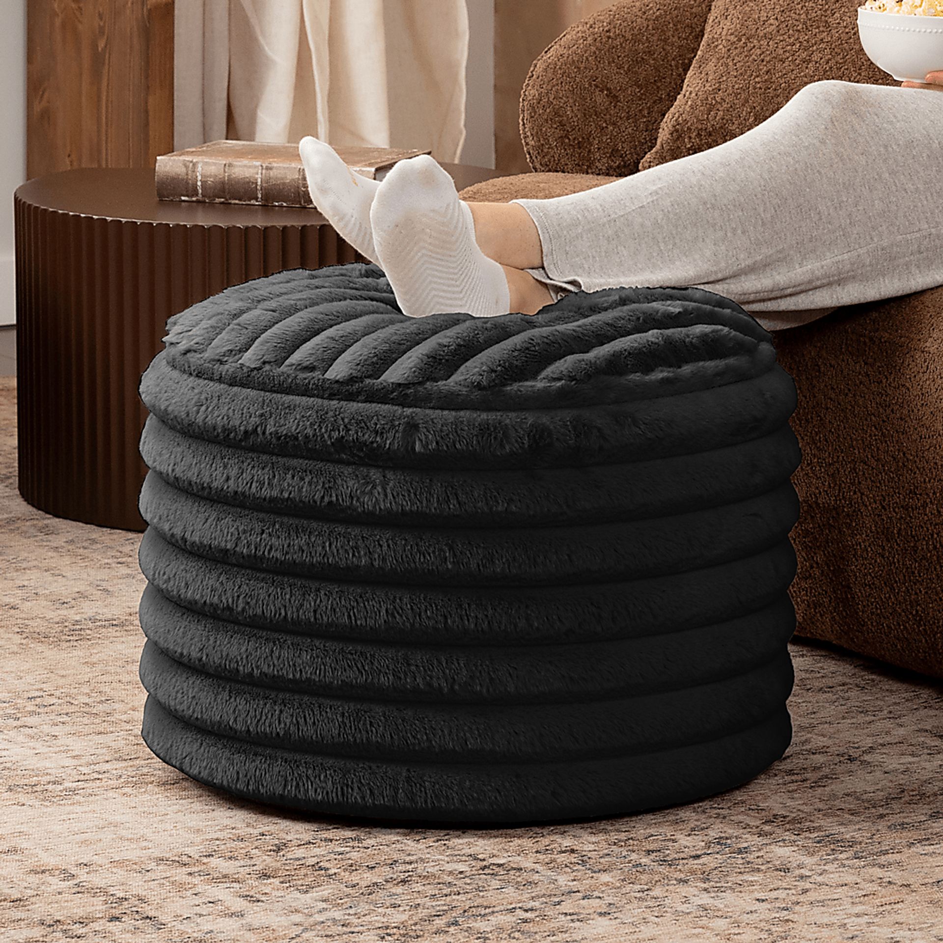 Blossi Black Pouf - Image 3