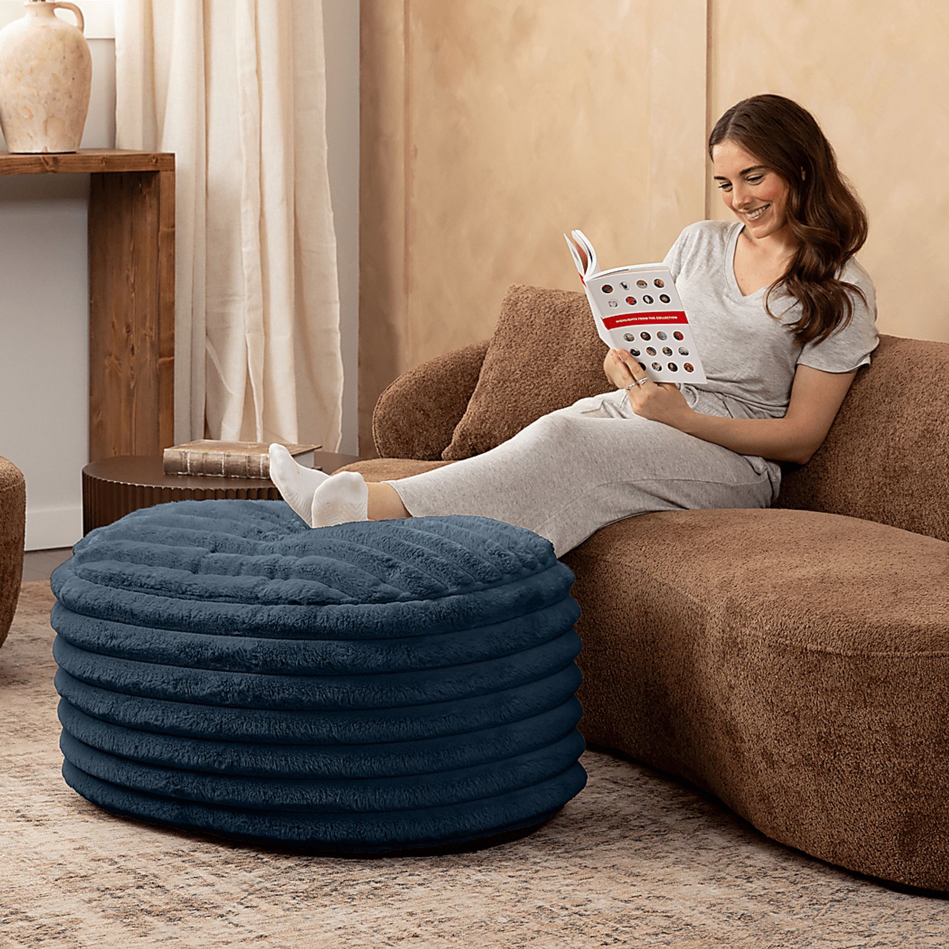 Blossi Blue Large Pouf - Image 3