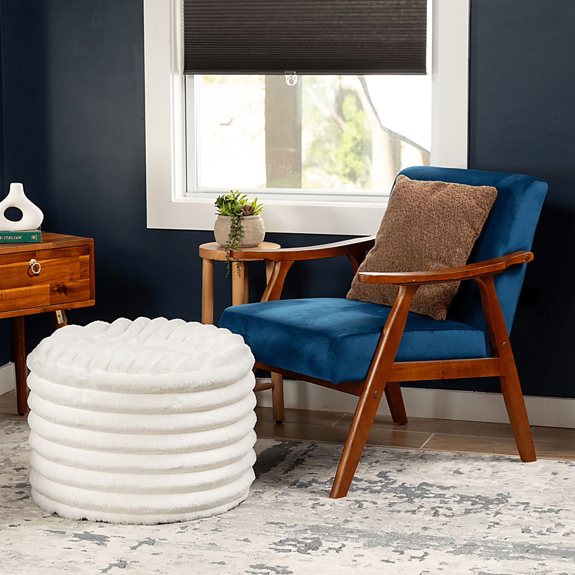 Blossi Ivory Pouf - Image 2