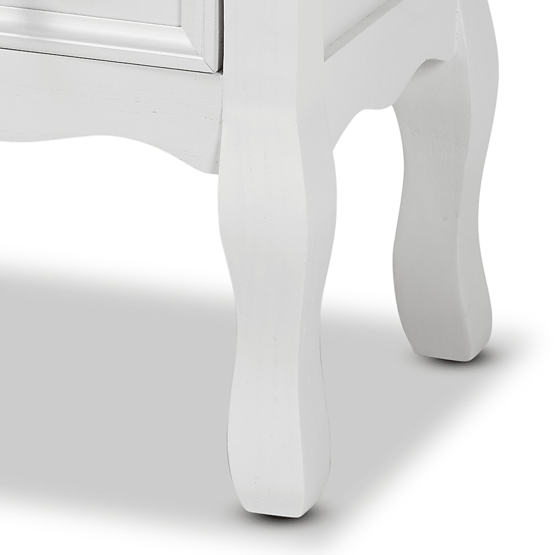 Bluitt White Nightstand - Image 6