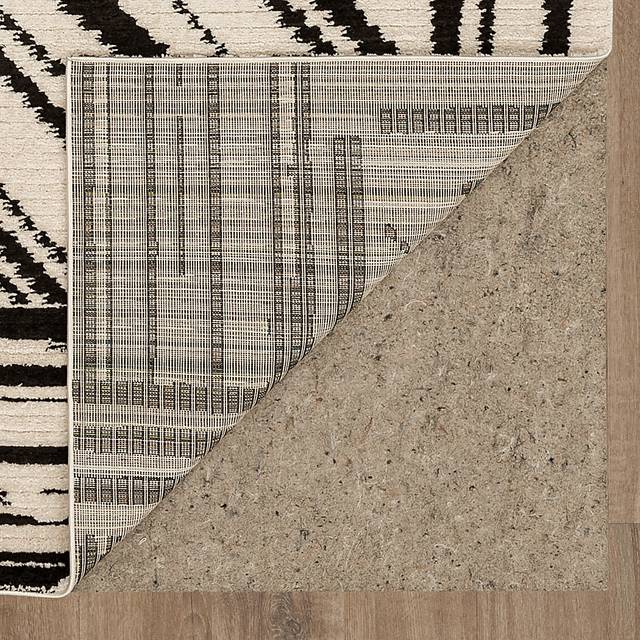 Bobby Berk Four Corners Black 5' x 8' Rug - Thumbnail - Image 7