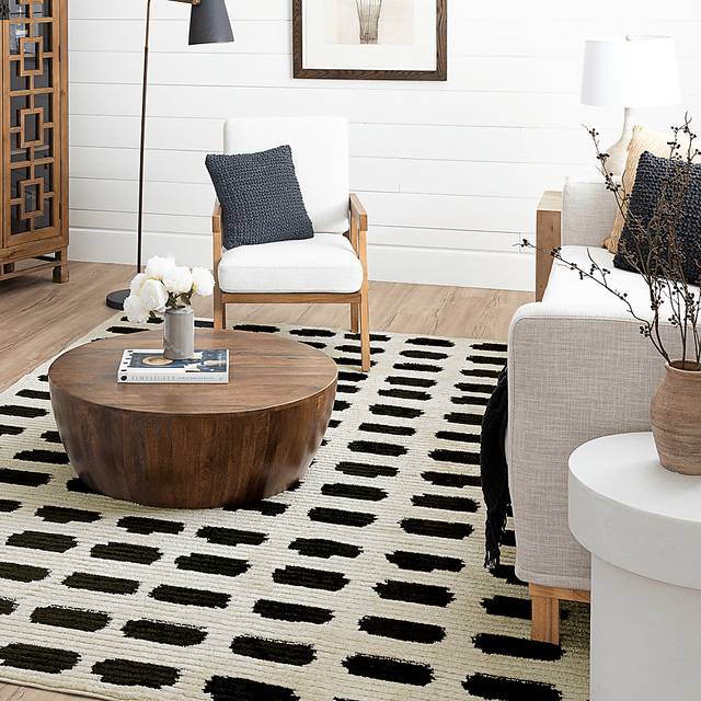 Bobby Berk Traverse Black 5' x 8' Rug - Thumbnail - Image 2