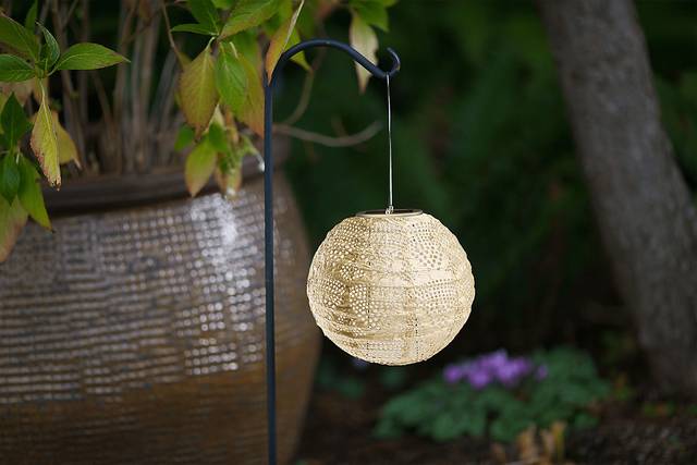 Bombora Pearl Outdoor Solar Lantern - Thumbnail - Image 3