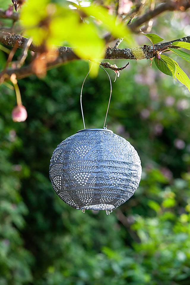 Bombora Sky Outdoor Solar Lantern - Thumbnail - Image 3