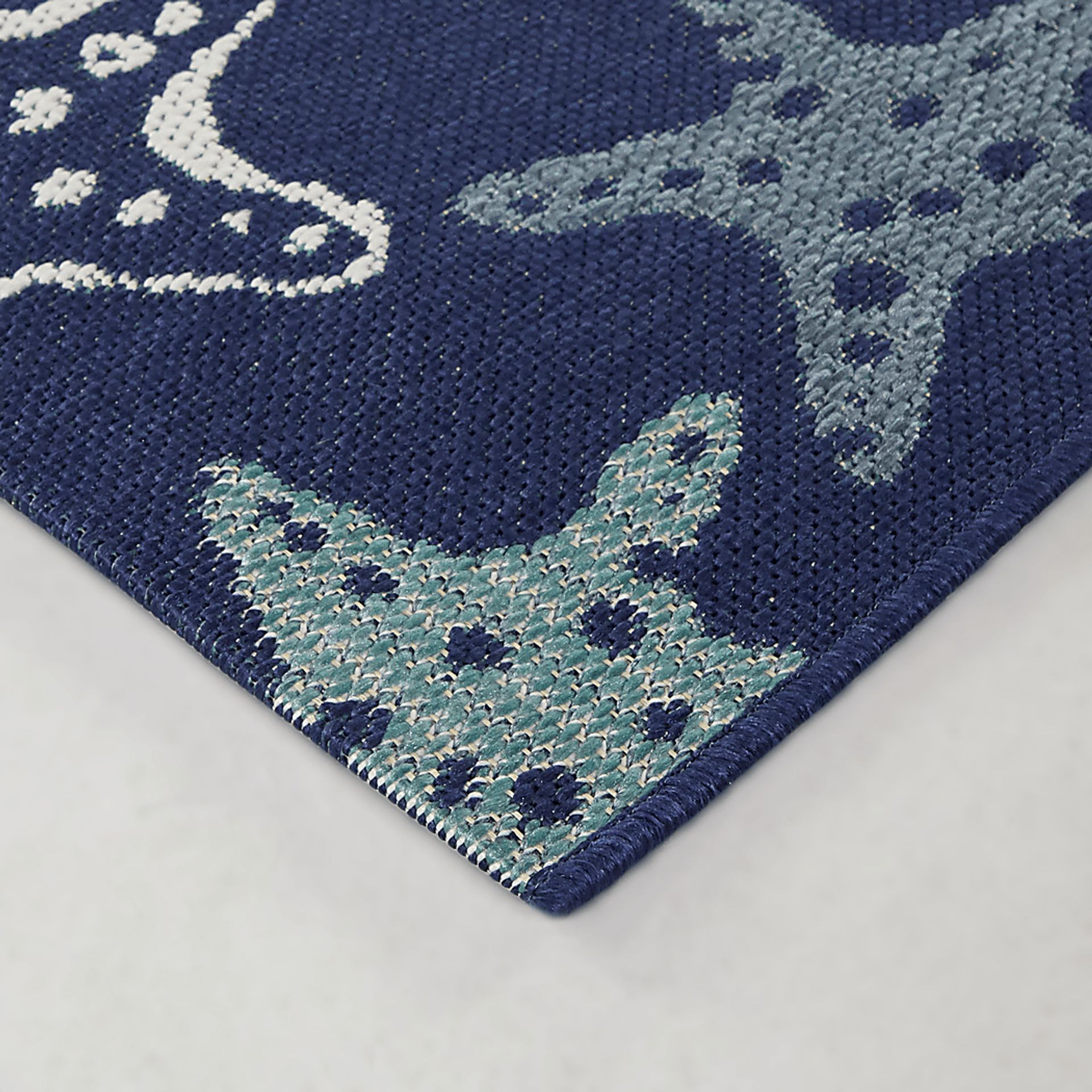 Bora Boulevard Blue 5'3 x 7' Indoor/Outdoor Rug - Image 3
