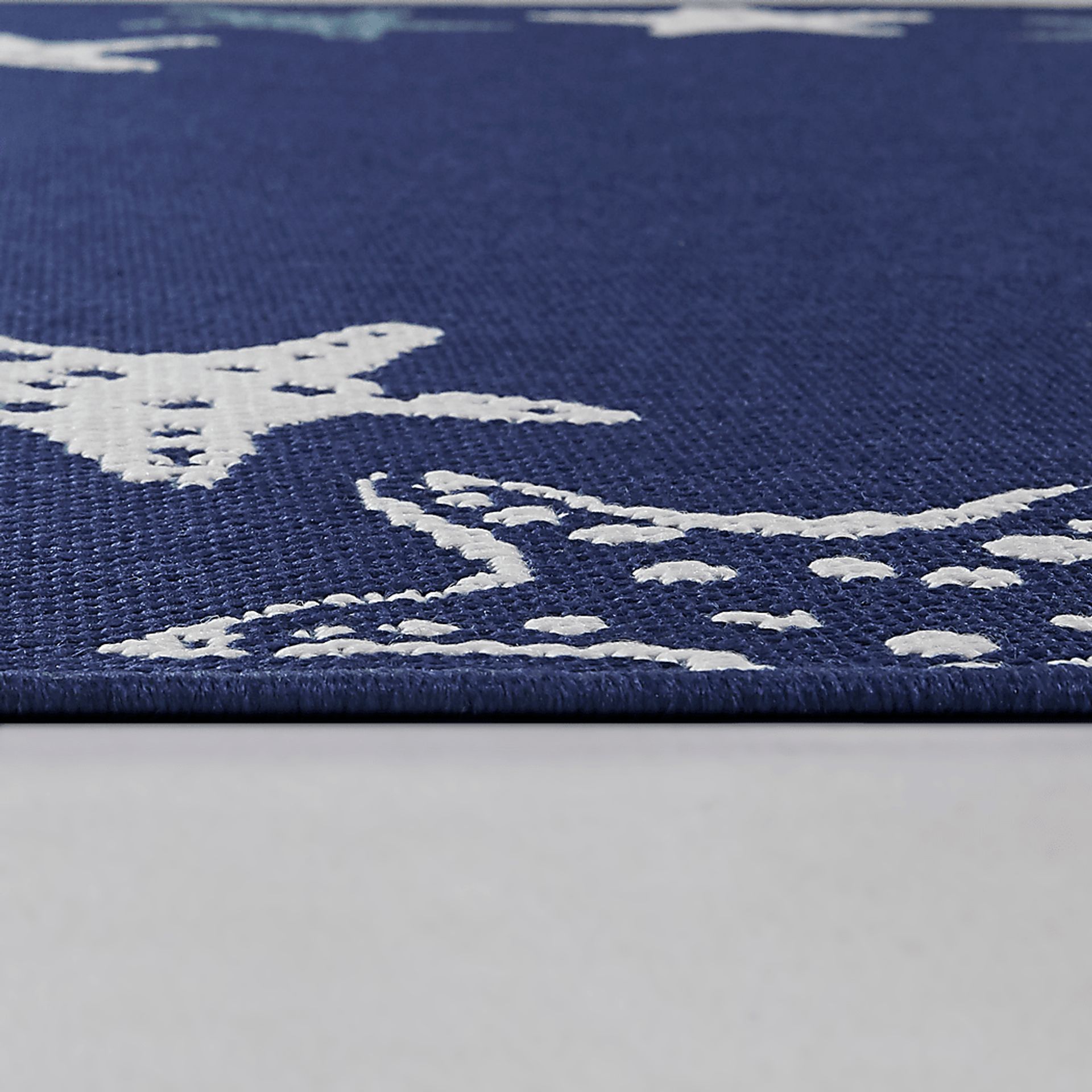 Bora Boulevard Blue 5'3 x 7' Indoor/Outdoor Rug - Image 4