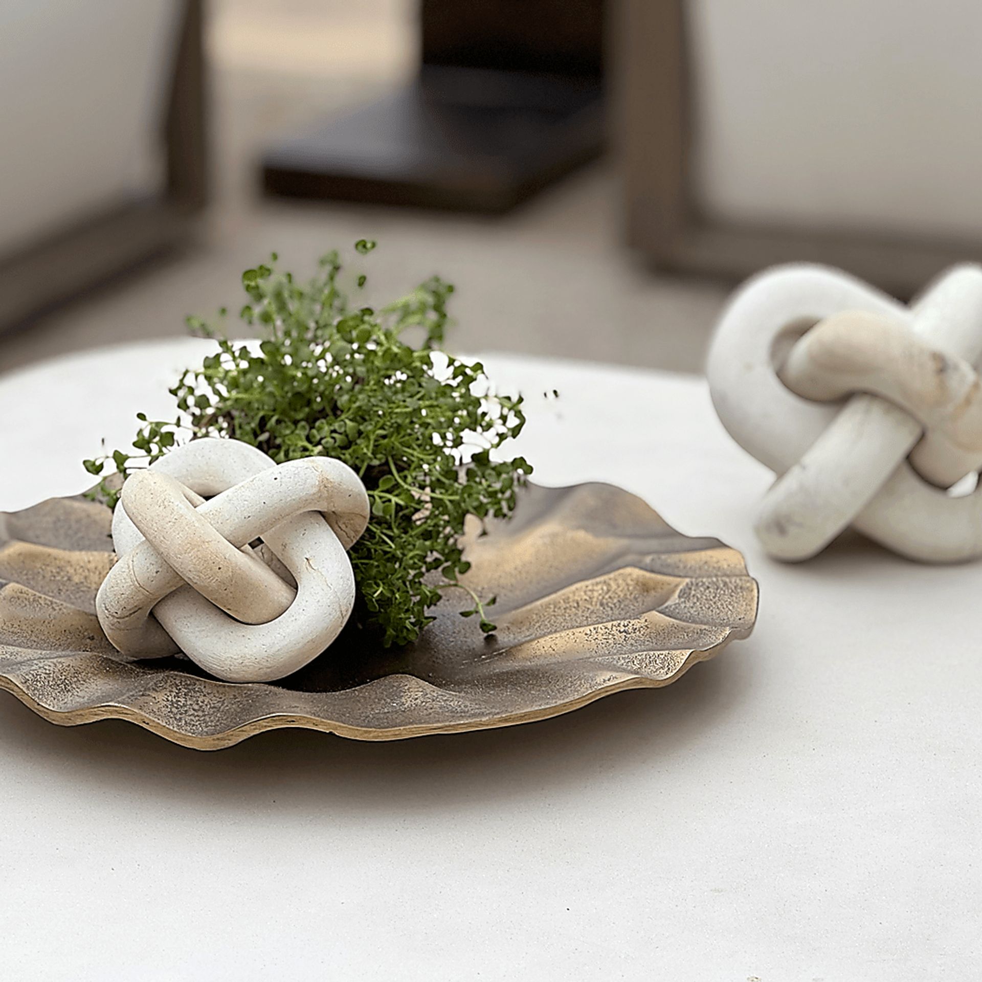 Bosko White Sculpture, Set of 2 - Image 2