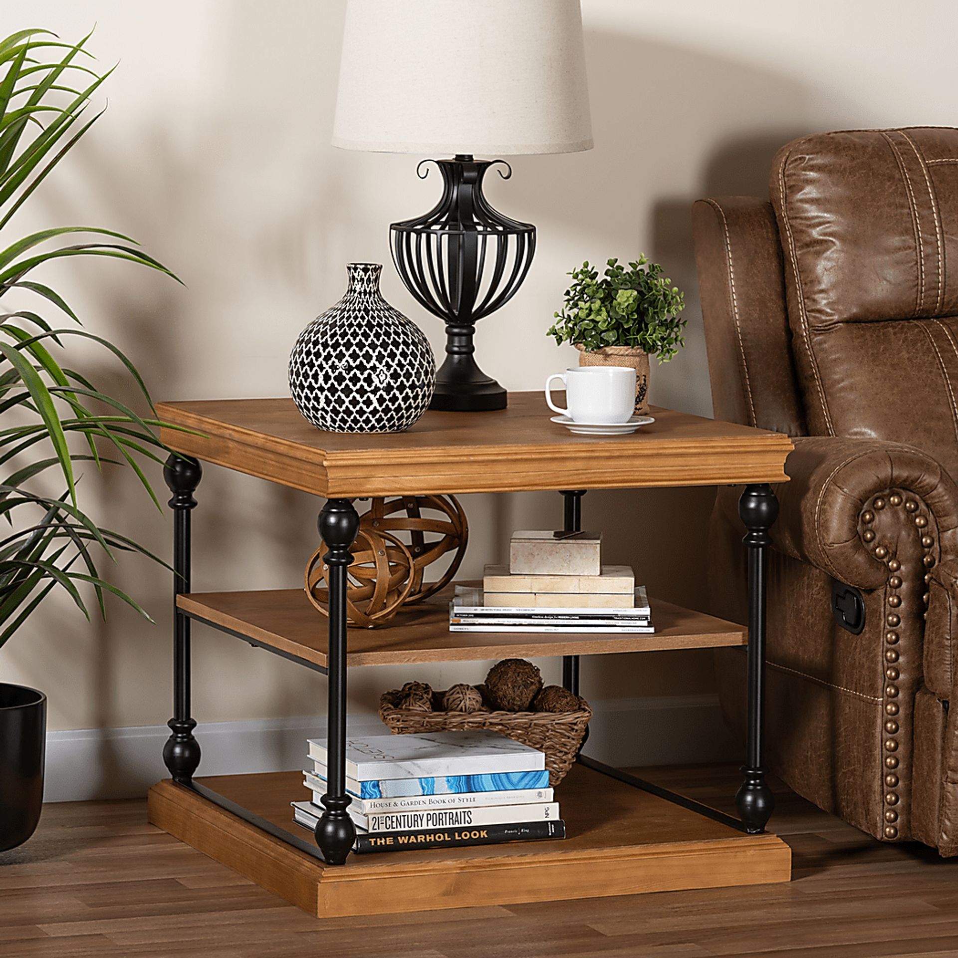 Bouverie Oak End Table - Image 2