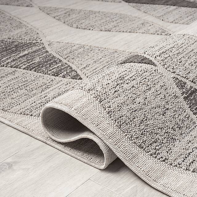 Boyale Gray 5' x 7' Indoor/Outdoor Rug - Thumbnail - Image 3