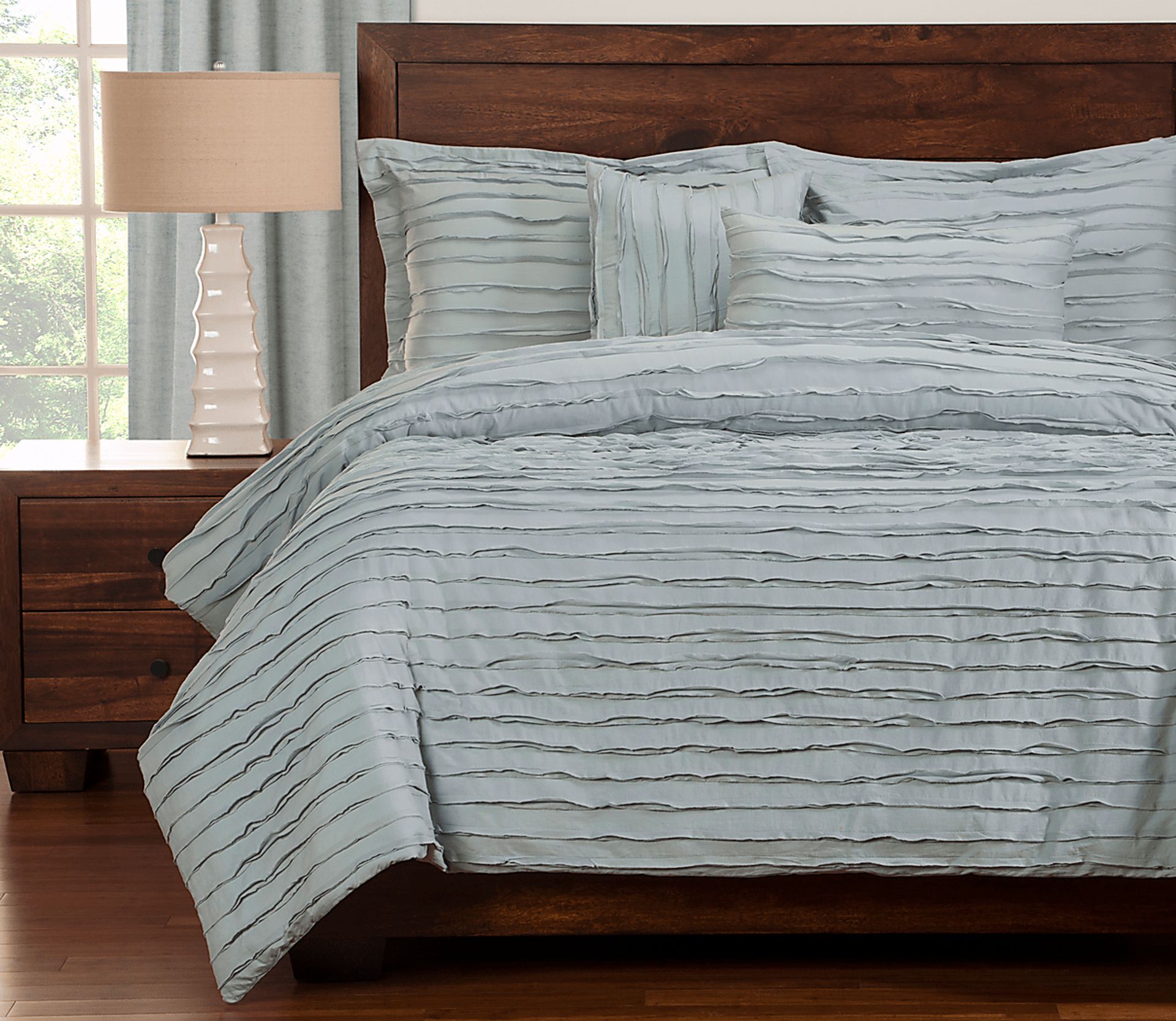 Boyton Nights Blue 6 Pc Queen Duvet Set - Image 1