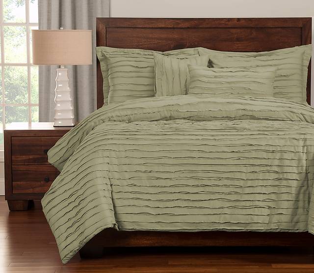 Boyton Nights Green 6 Pc Queen Duvet Set - Thumbnail - Image 1