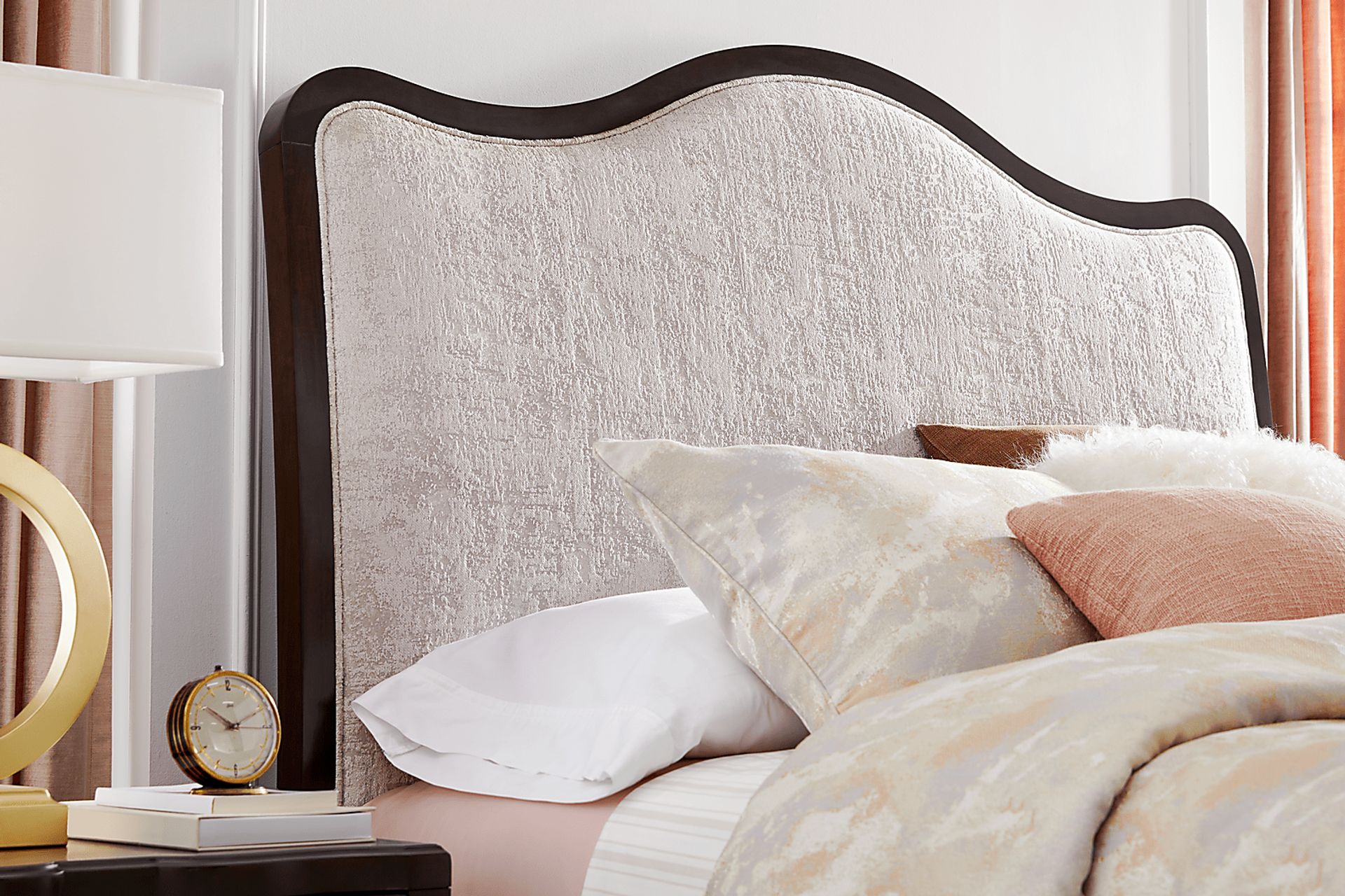 Bradbury Brown Cherry 5 Pc Queen Upholstered Bedroom - Image 3