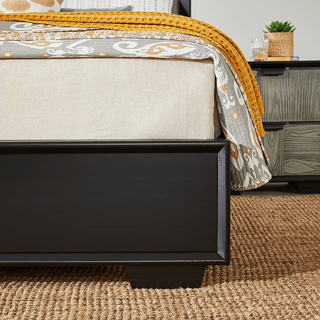 Braedin Black 5 Pc Queen Bedroom - Thumbnail - Image 4