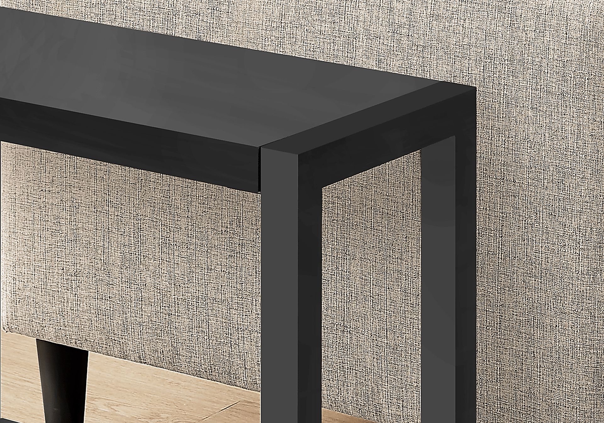 Braehill Black Accent Table - Image 2