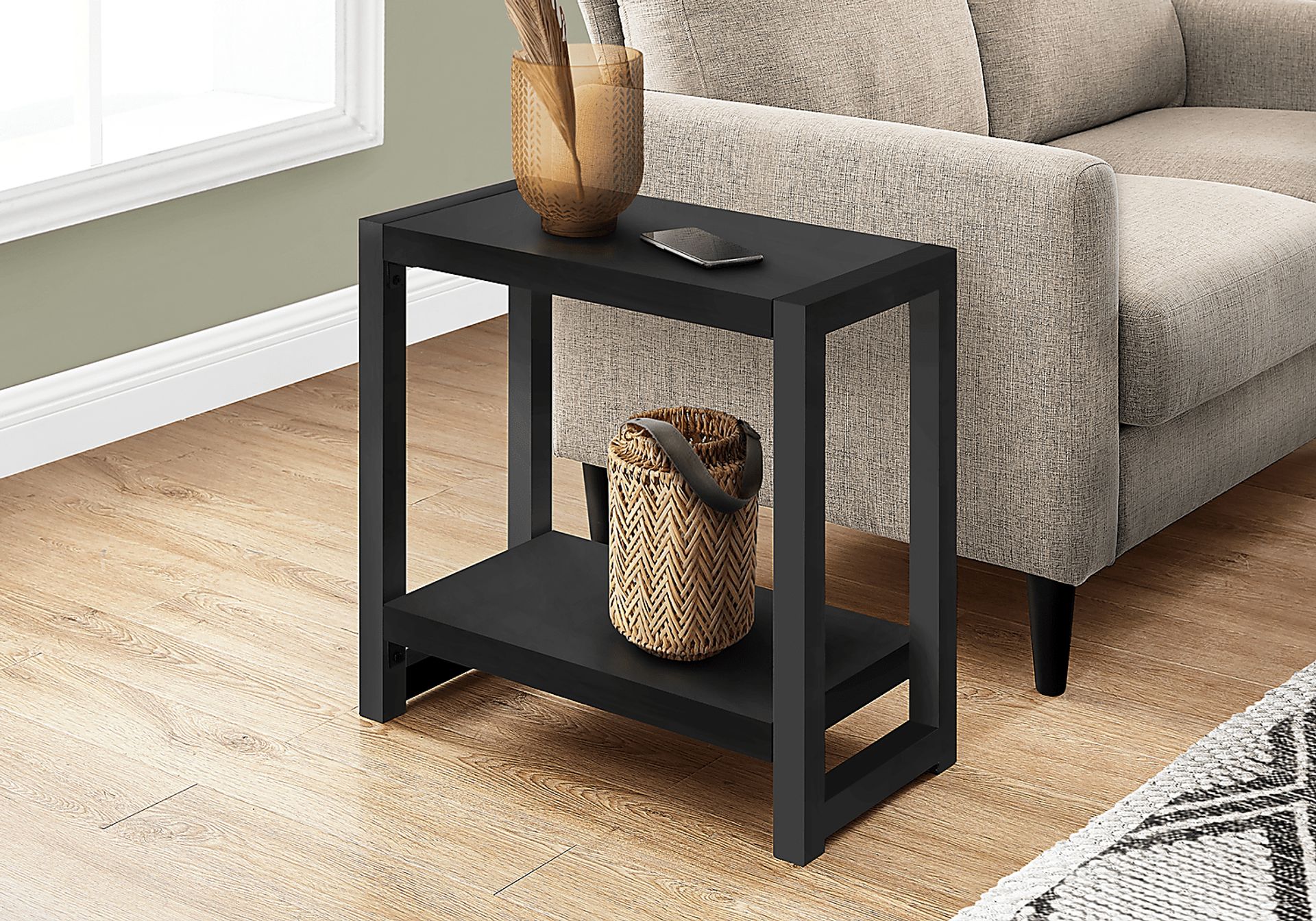 Braehill Black Accent Table - Image 3