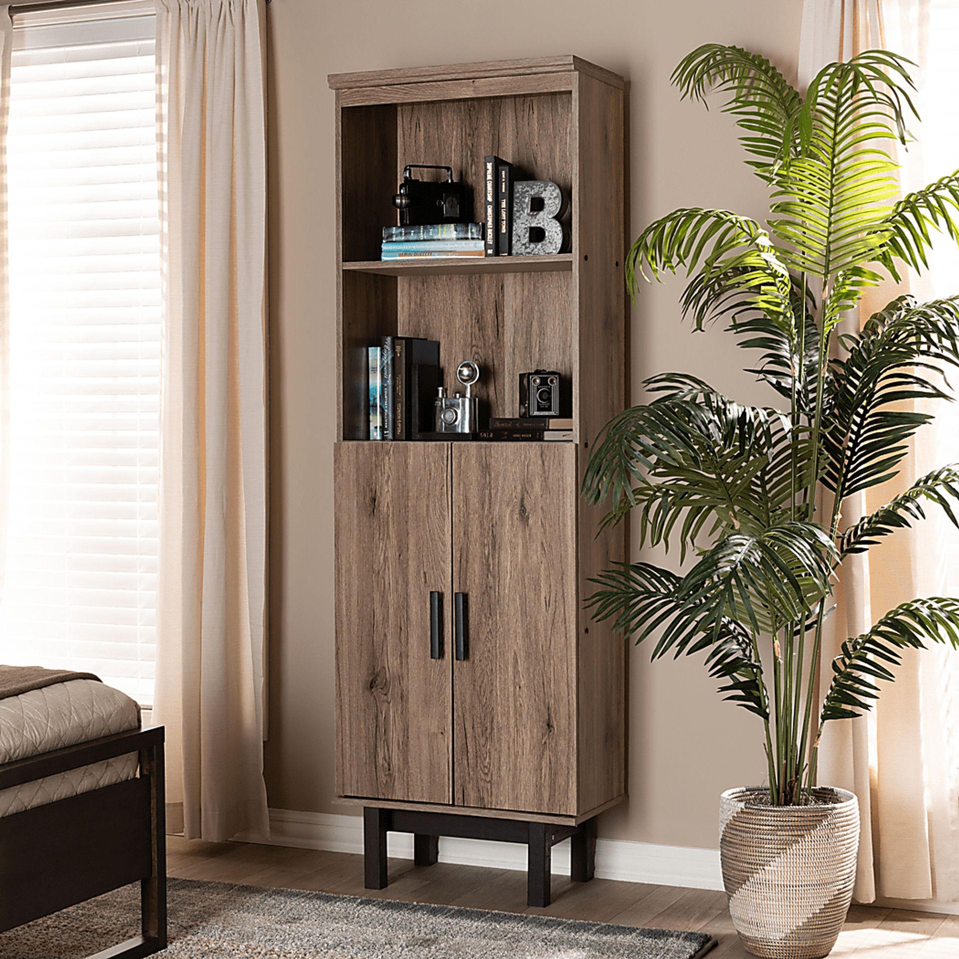 Braewood Oak Bookcase - Image 2