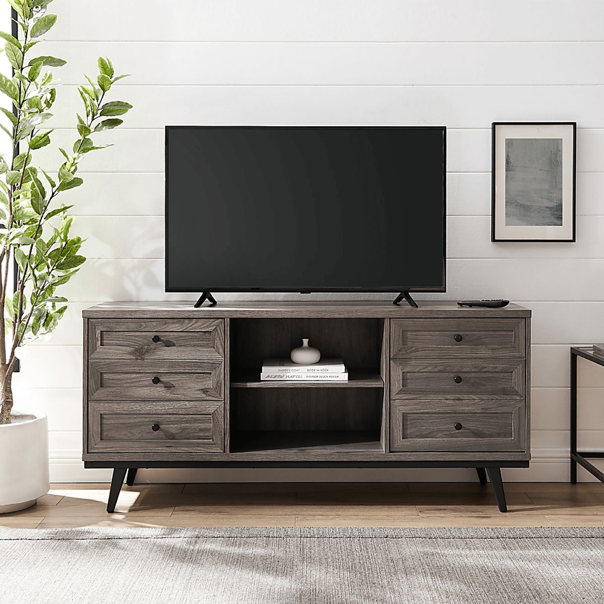 Bramblecrest Gray Console | Rooms to Go